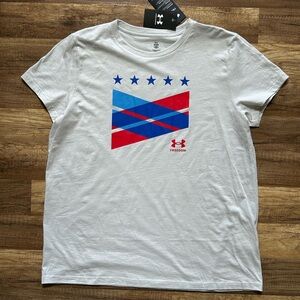 NWT - Under Armour Womens FREEDOM USA T-shirt - Loose Fit